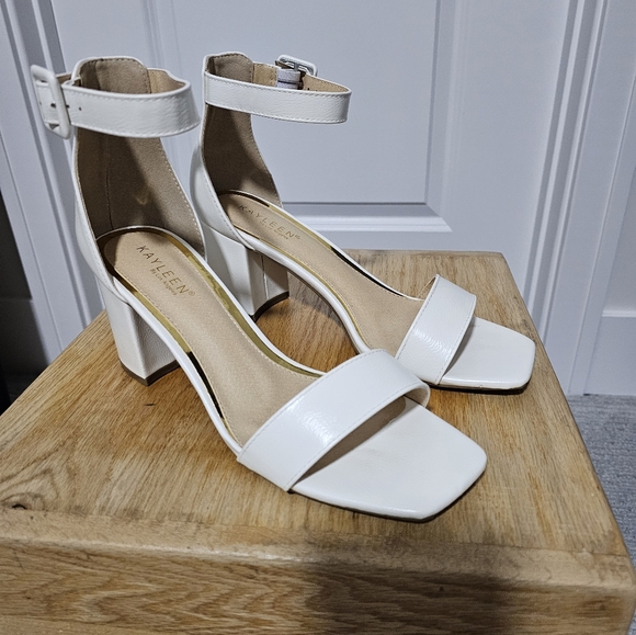 Ankle Strap Block Heel - Picture 6 of 8
